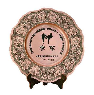 天津合金獎(jiǎng)盤(pán)定做工藝與廣州夢(mèng)煥工藝美術(shù)品探析